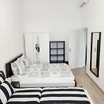 Astoria 3 Bdrm Apartment