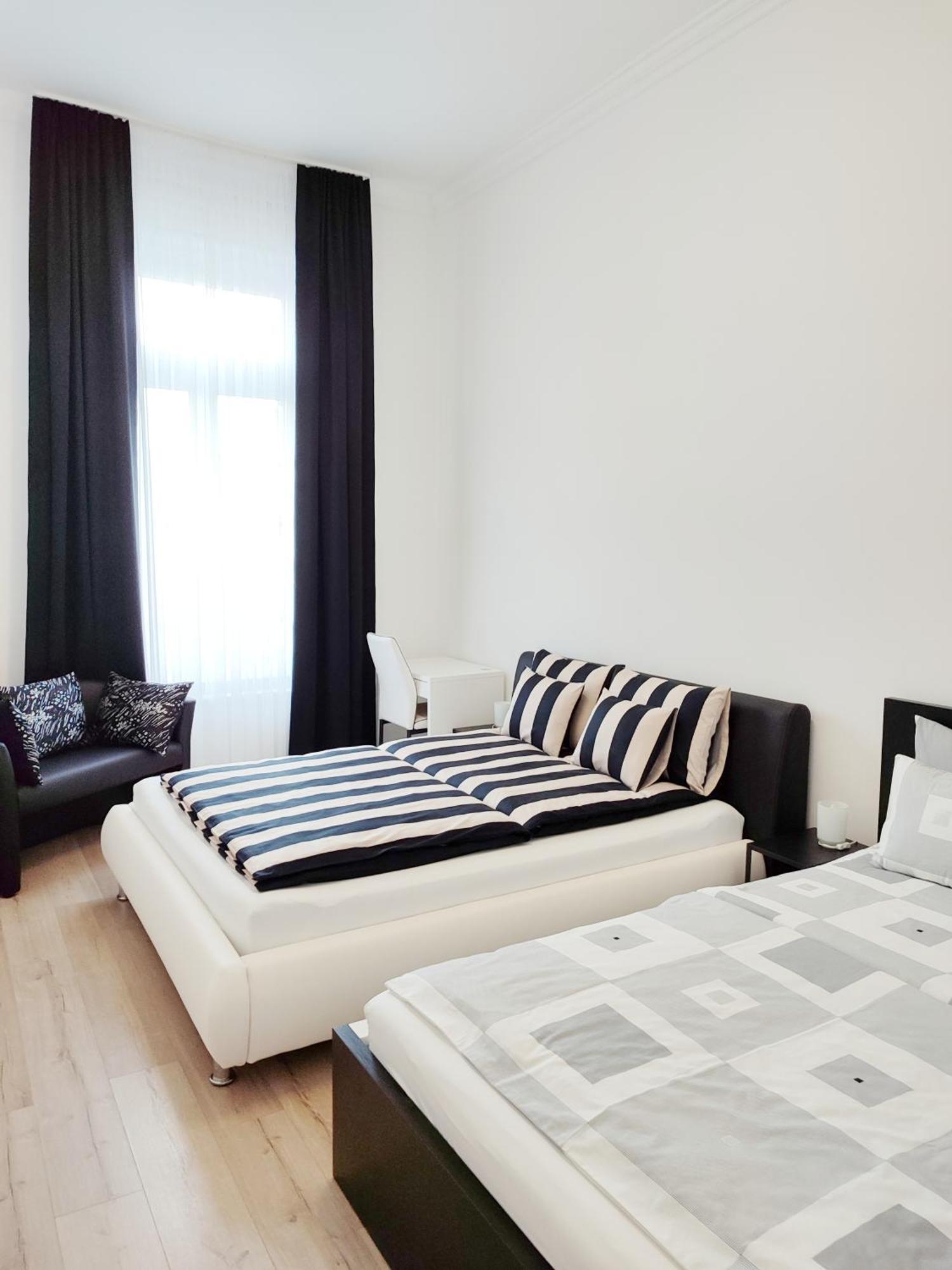 Astoria 3 Bdrm Budapest